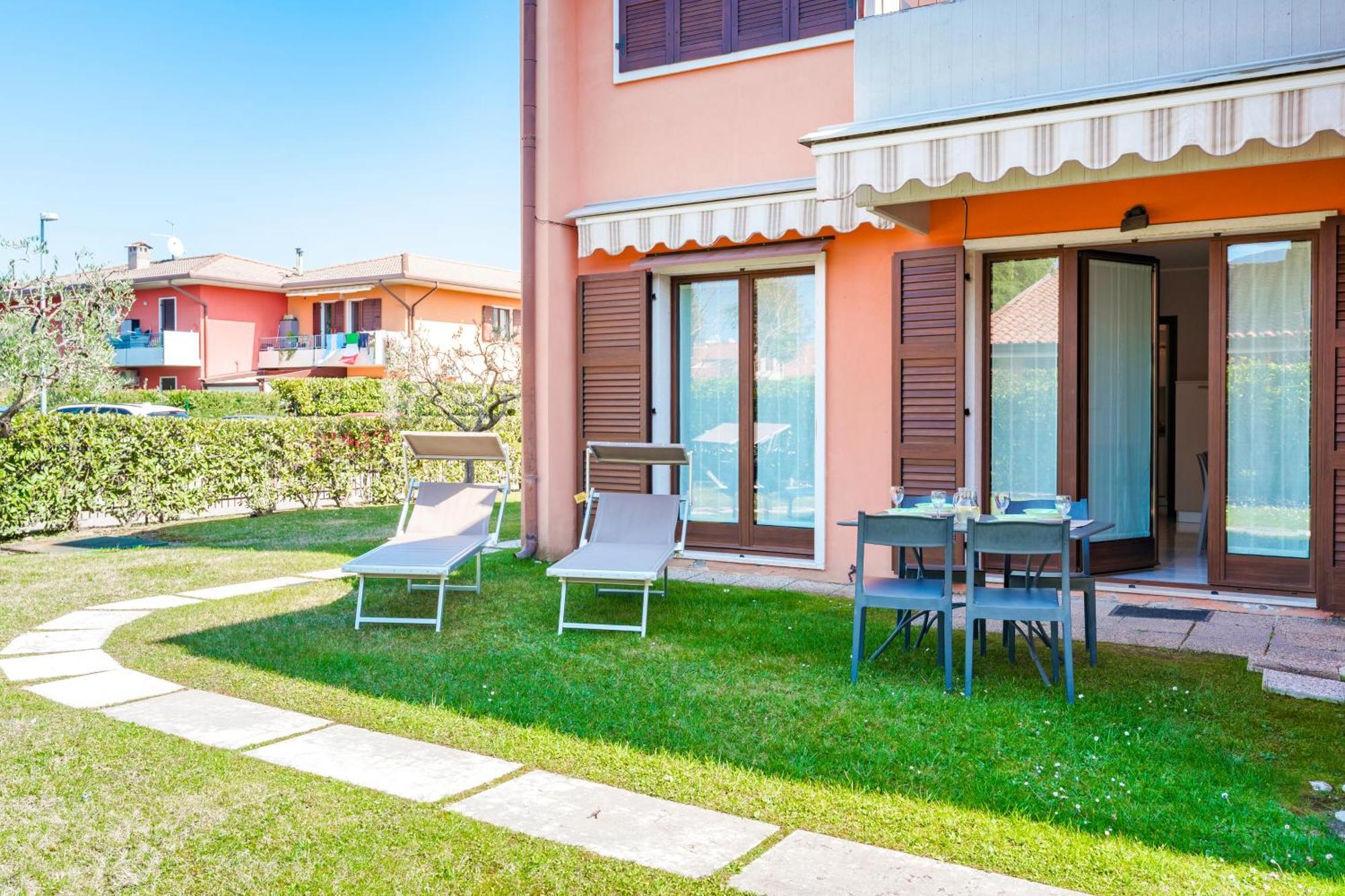 Apartments Blitz - Regarda Travel Lazise Kültér fotó
